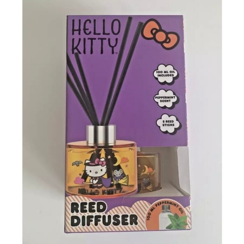 💛▪️Hello Kitty ▪️Halloween Witch Kitty on Broom Peppermint Square Reed Diffuser